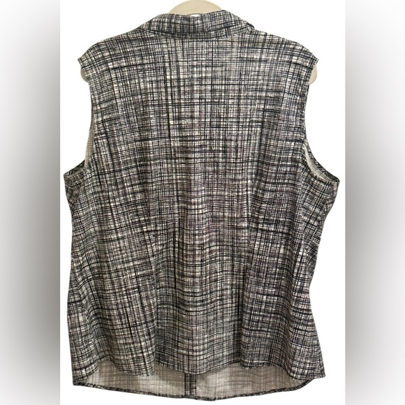 Worthington Women's Sleeveless Button-Up V-Neck Blouse – Size 2XL Plaid Collared - Picture 3 of 10